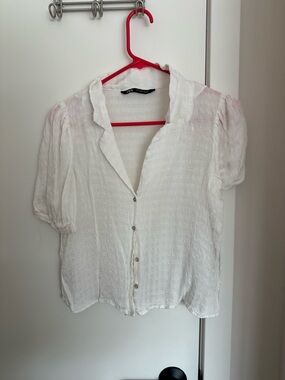 Zara White Textured Button-Up Puff Sleeve Blouse